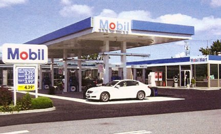 The Mobil Hicksville location in its later years