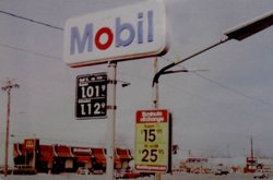 The Mobil Hicksville sign in 1973